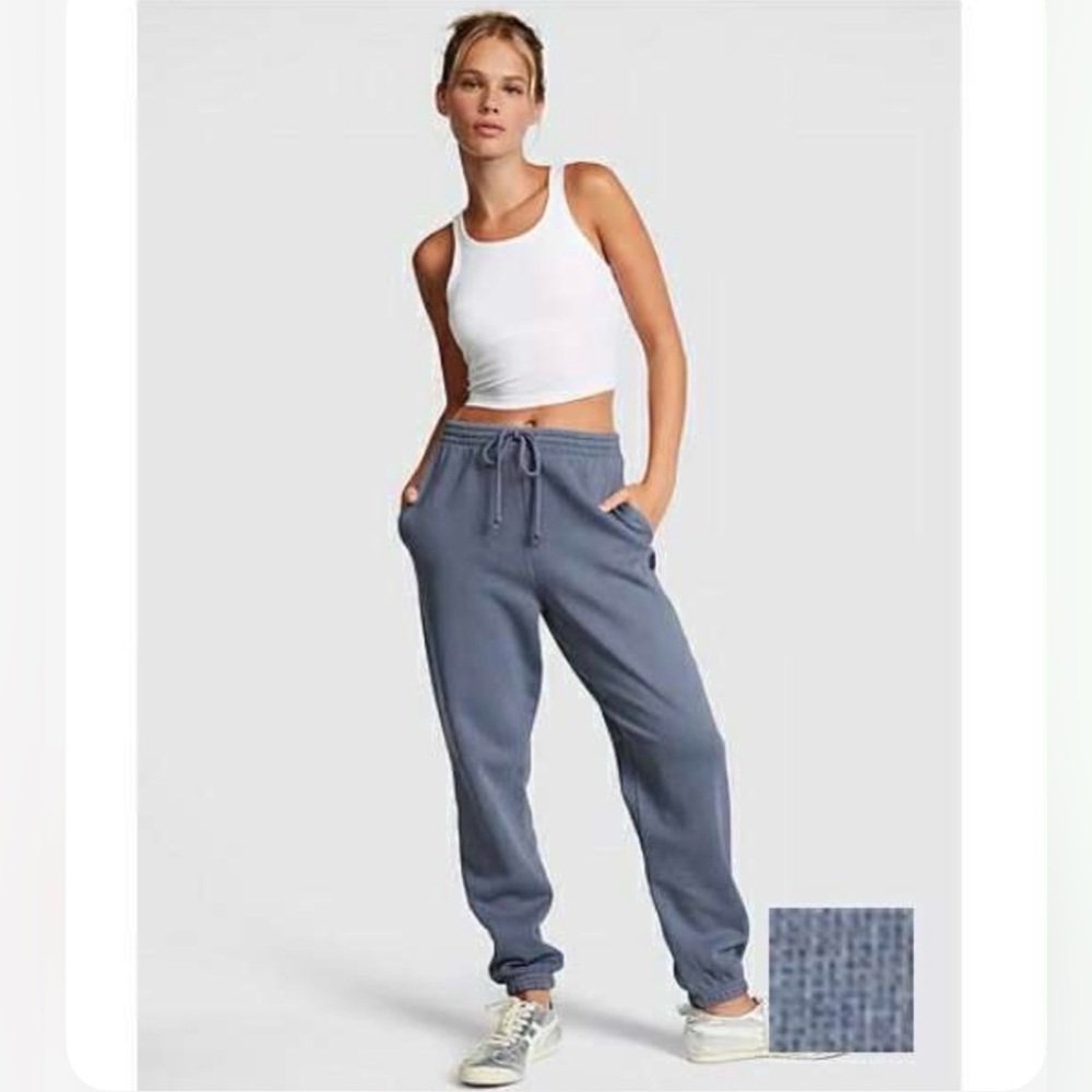 PINK NWT Blue Size Large joggers 2 pockets, PINK emblem on the pants